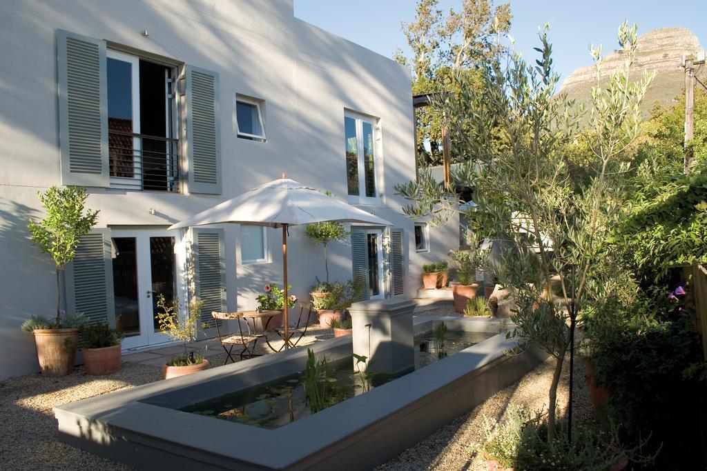 Four Rosmead Boutique Guesthouse Kapstaden Eksteriør billede